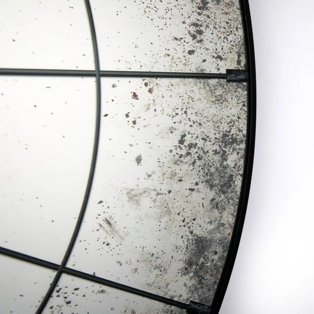 26" Alice Wall Clock 6 26" Alice Wall Clock - Image 4