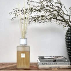 White Extra Large Alang Alang Reed Diffuser -Home Decor Store white extra large alang alang reed diffuser p2161 108698 image