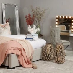 Willow Branch With Catkins -Home Decor Store willow branch with catkins p264 2262 image